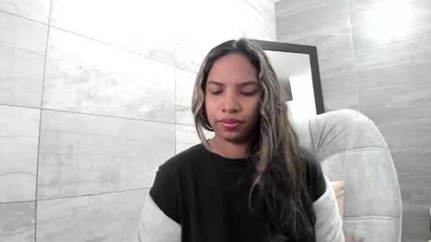 sofia86379 online show from 12/14/24, 01:49