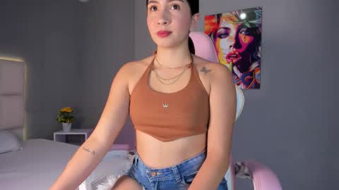 Snapshot of sofia__salazar chatting on 01/16/26, 11:58 sofia__salazar online show from 01/16/26, 11:58