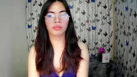 Snapshot of sofia_ava24 chatting on 12/19/24, 07:40 Chady online show from 12/19/24, 07:40