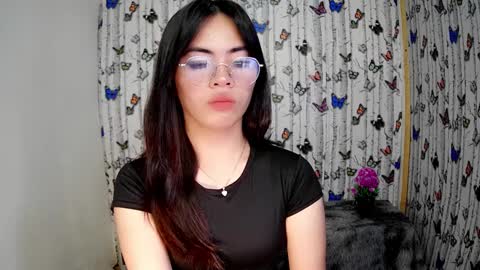 Snapshot of sofia_ava24 chatting on 12/31/24, 08:15 Chady online show from 12/31/24, 08:15