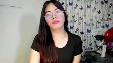 Snapshot of sofia_ava24 chatting on 01/29/25, 07:15 Chady online show from 01/29/25, 07:15