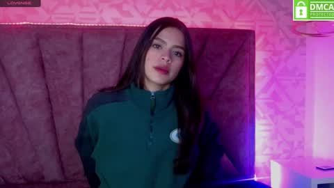 Snapshot of sofia_claark chatting on 01/27/25, 12:58 Sofi online show from 01/27/25, 12:58