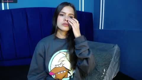 Snapshot of sofia_claark chatting on 02/10/25, 01:01 Sofi online show from 02/10/25, 01:01