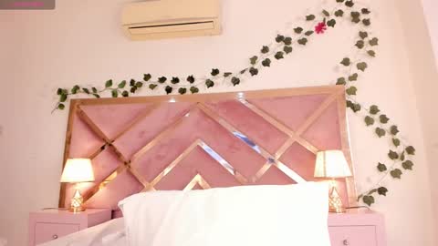   online show from 01/22/25, 08:38