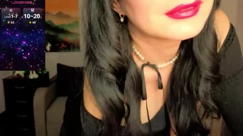 Snapshot of sofia_ford chatting on 12/19/25, 08:10 Sofia online show from 12/19/25, 08:10