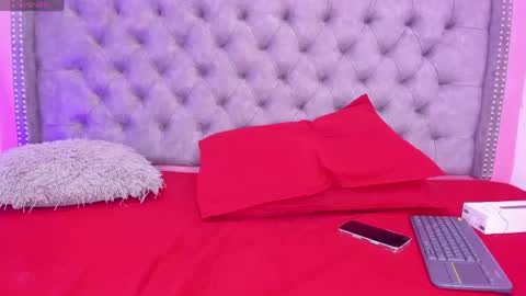 Snapshot of sofia_girl_ chatting on 04/21/26, 07:47 SOFIA online show from 04/21/26, 07:47