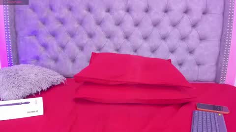 Snapshot of sofia_girl_ chatting on 05/30/26, 07:49 SOFIA online show from 05/30/26, 07:49