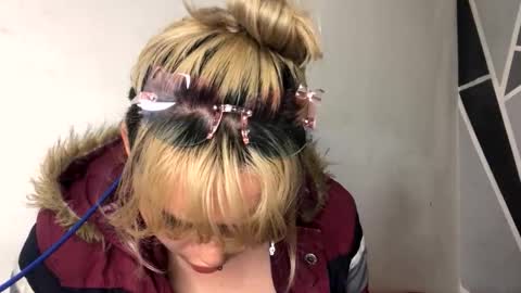 Sofia Jimenez online show from 10/06/25, 04:54