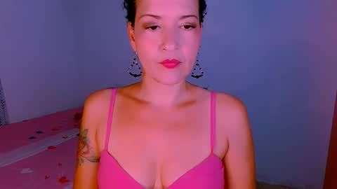 Snapshot of sofia_mark20 chatting on 09/20/25, 11:28 Sofia  online show from 09/20/25, 11:28