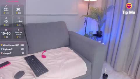 Sofia  online show from 07/14/26, 12:24