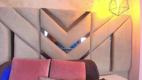   online show from 05/28/26, 07:00