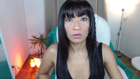 Sofi online show from 02/04/25, 10:24
