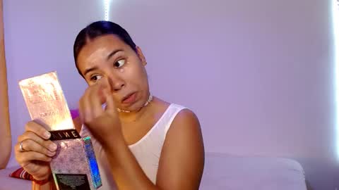 Snapshot of sofia_rios07 chatting on 12/01/25, 03:11 IG online show from 12/01/25, 03:11