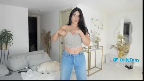 Snapshot of sofia_rivers_ chatting on 10/25/25, 12:40 sofia_rivers_ online show from 10/25/25, 12:40