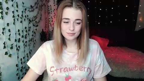 sofia_rosemary online show from 10/04/25, 12:58