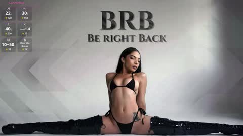 Snapshot of sofia_rousse_ chatting on 11/25/25, 07:36 online show from 11/25/25, 07:36