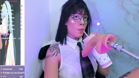 Snapshot of sofia_shadow1 chatting on 04/02/26, 04:32 sofi 3 online show from 04/02/26, 04:32