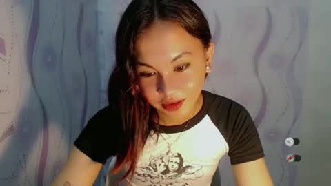 Snapshot of sofia_sweetheart18 chatting on 01/14/26, 02:33 sofia_sweetheart18 online show from 01/14/26, 02:33