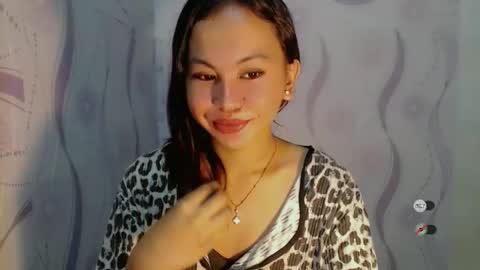 Snapshot of sofia_sweetheart18 chatting on 02/02/26, 12:37 sofia_sweetheart18 online show from 02/02/26, 12:37