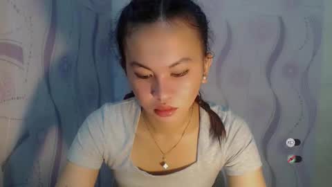Snapshot of sofia_sweetheart18 chatting on 02/19/26, 12:39 sofia_sweetheart18 online show from 02/19/26, 12:39