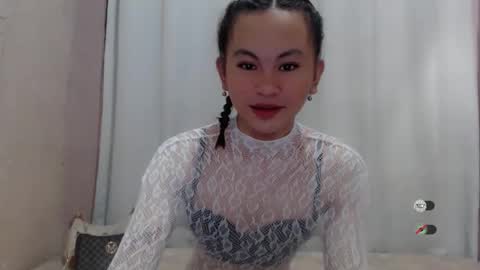 Snapshot of sofia_sweetheart18 chatting on 04/01/26, 11:35 sofia_sweetheart18 online show from 04/01/26, 11:35
