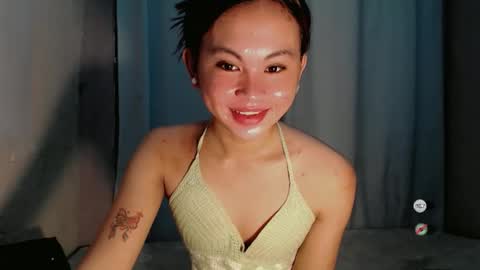 Snapshot of sofia_sweetheart18 chatting on 05/30/26, 01:57 sofia_sweetheart18 online show from 05/30/26, 01:57