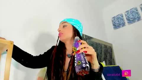 Snapshot of sofia_swett_03 chatting on 03/16/26, 05:44 laura online show from 03/16/26, 05:44