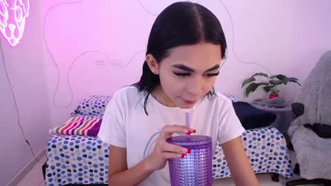 Snapshot of sofia_tgn chatting on 05/21/26, 06:37 sofia_tgn online show from 05/21/26, 06:37