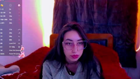 Snapshot of sofia_vanner chatting on 01/12/25, 01:32 SOFIA online show from 01/12/25, 01:32