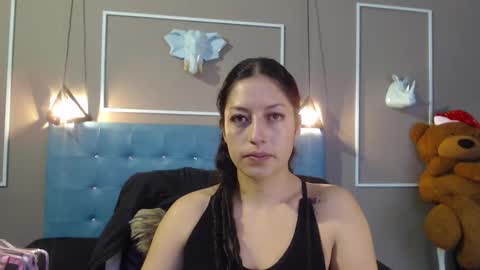 Sofa online show from 11/21/25, 11:20