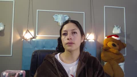Sofa online show from 12/03/25, 11:19