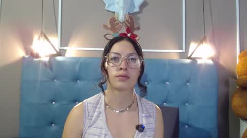 Sofa online show from 12/05/25, 11:08