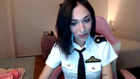 SofiaAmour online show from 10/21/25, 10:10