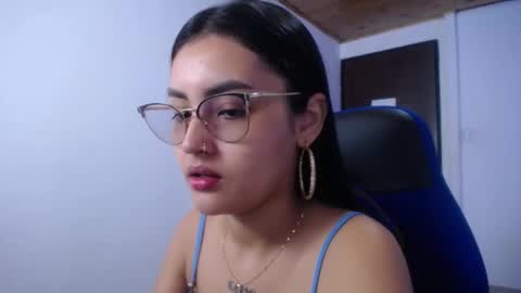 Snapshot of sofiaasexy19 chatting on 10/10/25, 12:26 Sofia online show from 10/10/25, 12:26