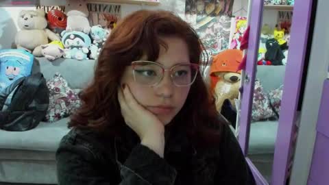 Sofia online show from 02/05/25, 02:40