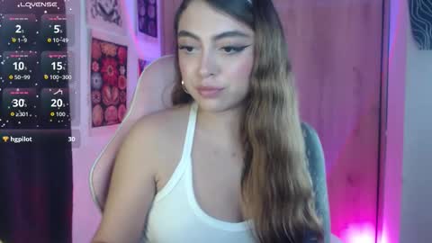Snapshot of sofiacarti_ chatting on 02/03/26, 06:22 online show from 02/03/26, 06:22