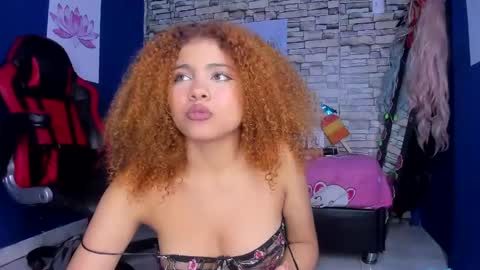 sofiacastillo01 online show from 01/24/25, 08:11