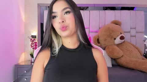 Sofia  online show from 03/07/25, 11:51
