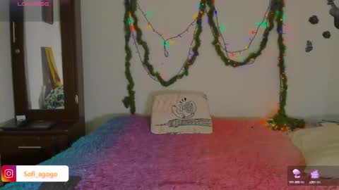 sofiacruz16 online show from 12/16/24, 11:22