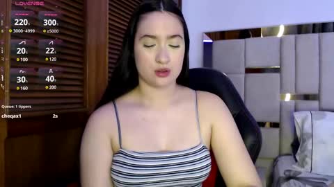 sofiaduque_26 online show from 03/09/25, 08:21