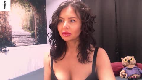 sofialiub online show from 10/05/25, 05:17