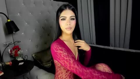 Snapshot of sofiamojic chatting on 07/23/26, 01:52 sofiamojic online show from 07/23/26, 01:52