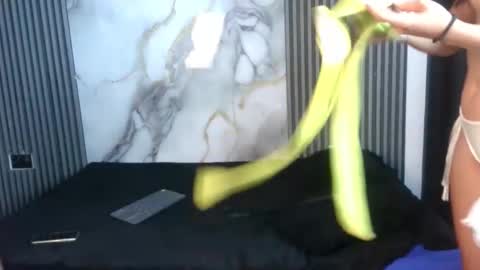 Snapshot of sofiandmaria chatting on 12/05/25, 08:27 HotLesGirls online show from 12/05/25, 08:27