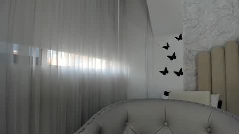 Sofia  online show from 12/31/24, 12:15