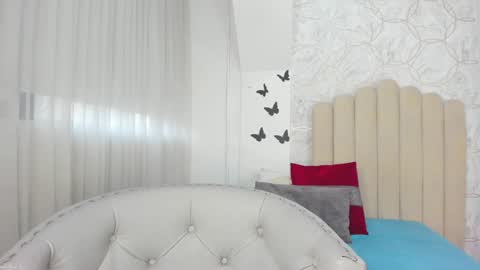 Sofia  online show from 01/05/25, 12:21
