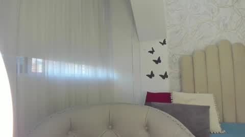 Sofia  online show from 01/06/25, 12:02