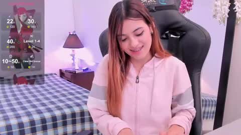 Sofia  Help me reach 5K followers  online show from 03/12/25, 04:02