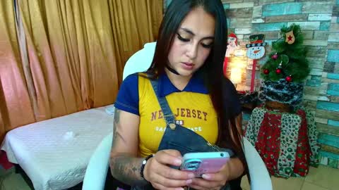 Sofia online show from 12/13/24, 10:02