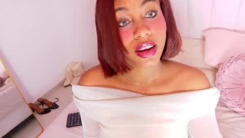 Sofia Stanley online show from 06/04/26, 10:54