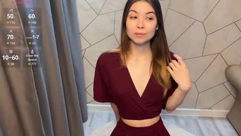 Snapshot of sofiasuper chatting on 10/25/25, 10:23 Sofia online show from 10/25/25, 10:23